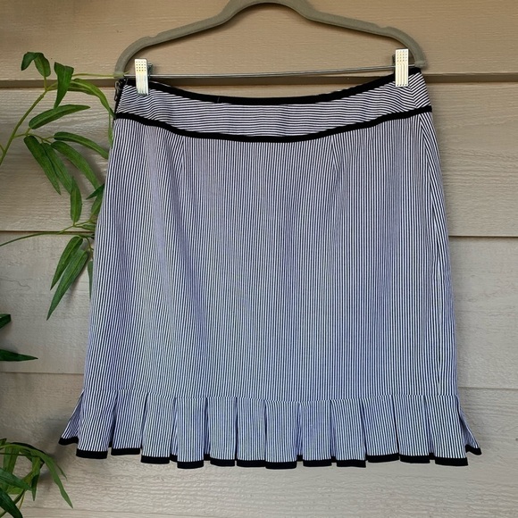 🎉Larry Levine Black & White Striped Skirt - Picture 2 of 5